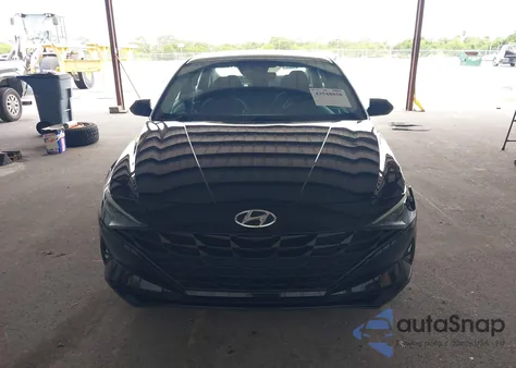 2023 Hyundai Elantra Sel from USA, damaged, VIN 5NPLM4AG7PH119083